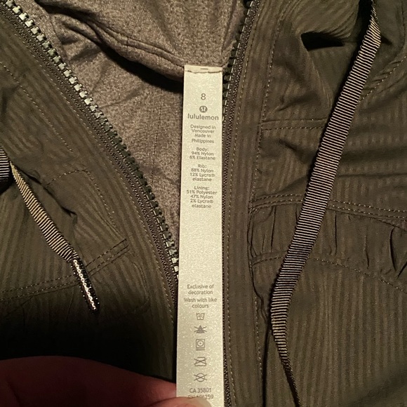 lululemon athletica Women's Olive Hooded Jacket - Picture 4 of 6